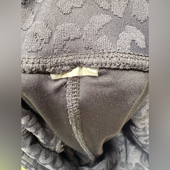 Mono B Black Leopard Print Leggings Medium - Picture 4 of 4